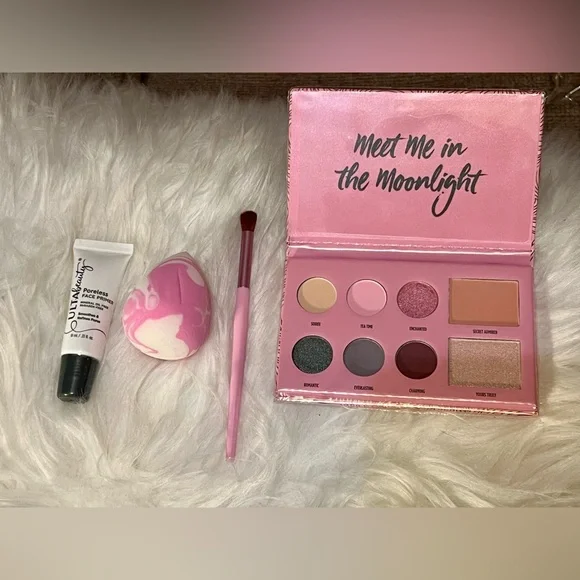 🙌NEW🙌Ulta Meet Me in the Moonlight Makeup Palette Set - Picture 1 of 3